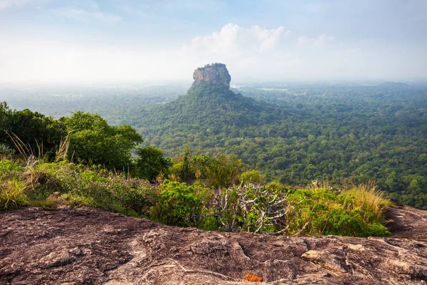 Sigiriya rocha, sri lanka — Fotografia de Stock