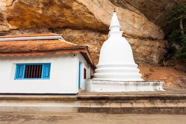 Ridi viharaya Tempel, sri lanka — Stockfoto
