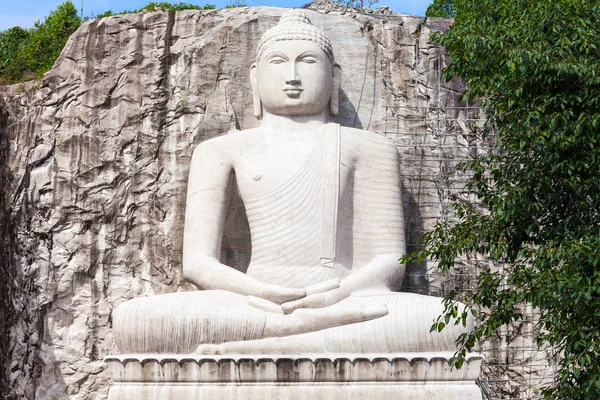 Statue de Bouddha Samadhi Rambadagalla — Photo