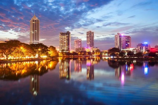 Colombo utsikt över stadssilhuetten — Stockfoto