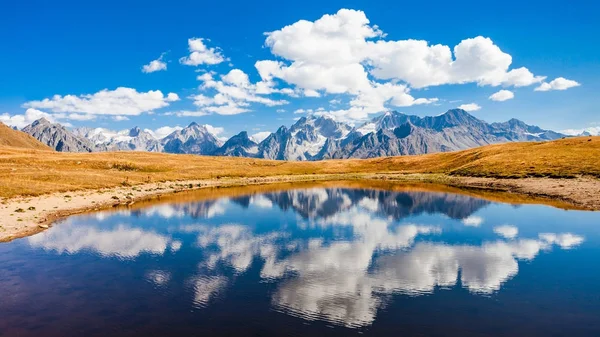 Koruldi Lake, Swanetia — Zdjęcie stockowe