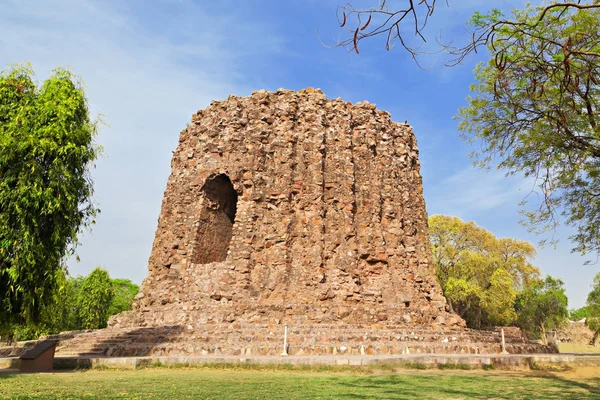 Tamamlanmamış alai minar — Stok fotoğraf