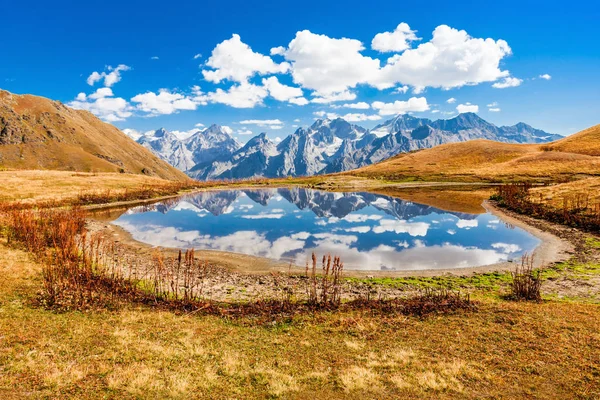 Koruldi Lake, Svaneti — Stockfoto