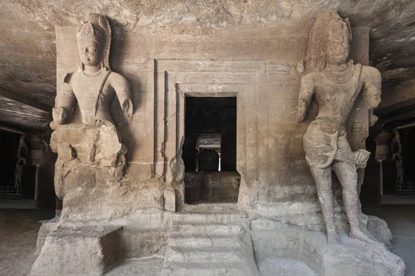 Elephanta eiland grotten — Stockfoto