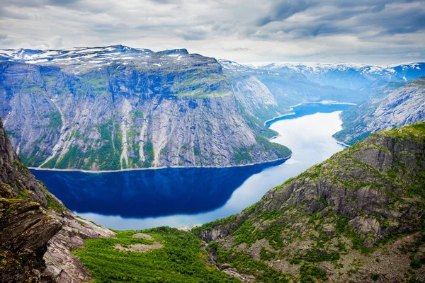 Язык Тролля, Норвегия — стоковое фото
