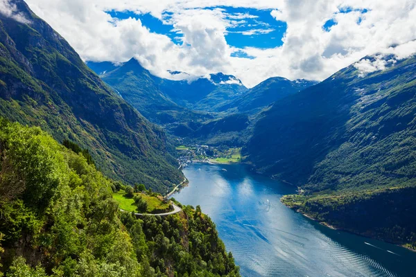 Geiranger à Geirangerfjord, Norvège — Photo