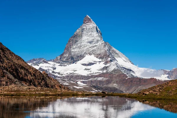 Riffelsee lake and Matterhorn, Ελβετία — Φωτογραφία Αρχείου