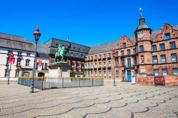 Rathaus Old Townhall, Dusseldorf — Stockfoto