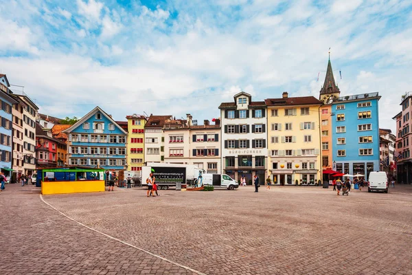Piazza Munsterhof a Zurigo, Svizzera — Foto Stock