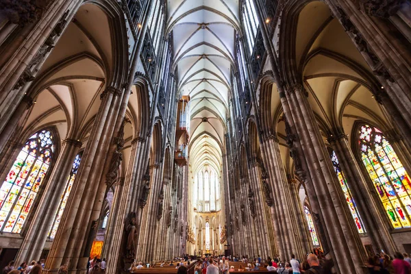 Cologne domkyrka inre i Tyskland — Stockfoto