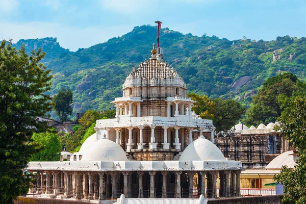 ディルワラまたはデルヴァダ寺院、アブ山 — ストック写真