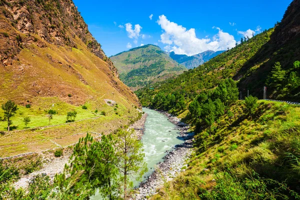 Himalaia montanhas paisagem, vale Parvati — Fotografia de Stock