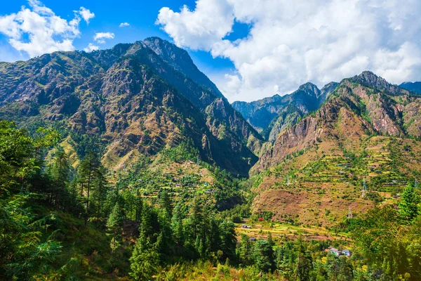 ヒマラヤ山脈の風景、パルヴァティ渓谷 — ストック写真