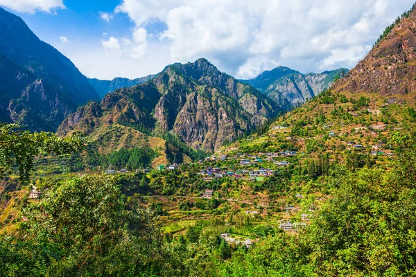 ヒマラヤ山脈の風景、パルヴァティ渓谷 — ストック写真