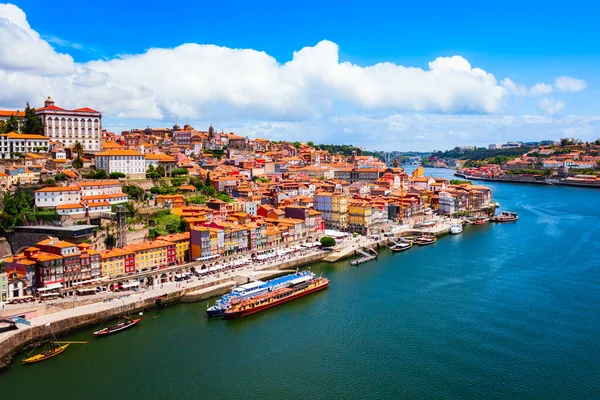 Řeka Douro Místní Domy Oranžovými Střechami Porto City Letecké Panoramatický — Stock fotografie