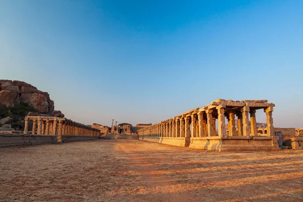 Monumentos Grupos Mercado Hampi Fue Centro Del Imperio Hindú Vijayanagara —  Fotos de Stock