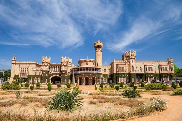 Bangalore Palace Ett Brittiskt Stil Palats Som Ligger Bangalore Stad — Stockfoto