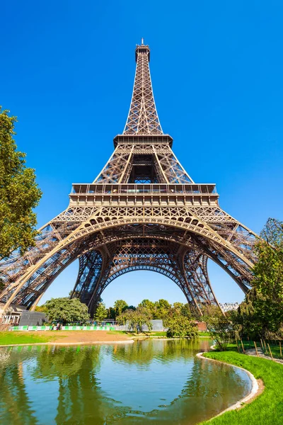 Eiffel Tower Tour Eiffel Uma Torre Treliça Ferro Forjado Champ — Fotografia de Stock
