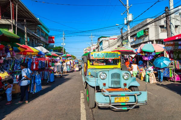 Manila Filipinas Março 2013 Jeepneys São Populares Transportes Públicos Cidade — Fotografia de Stock