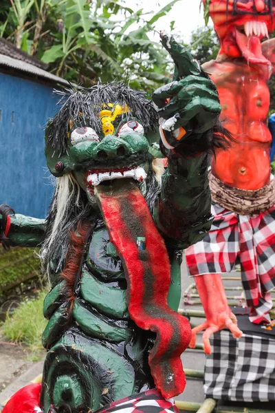 Ubud Bali Marzo 2011 Ogoh Ogoh Statue Alla Parata Ngrupuk — Foto Stock