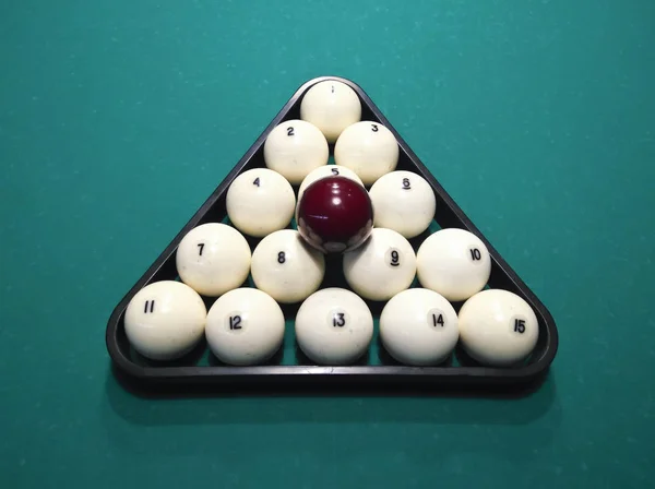 Rus bilardo topları 