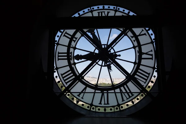 Годинник в Музей Орсе — стокове фото