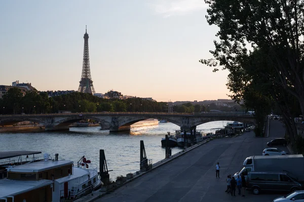 Parijs bij zonsondergang Stockfoto