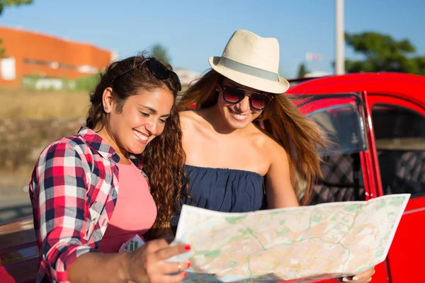 Friends on a roadtrip — Stock Photo, Image