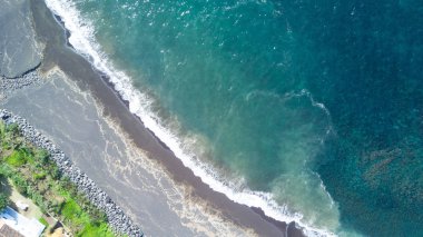 Azores (Portekiz) kıyı şeridi manzara