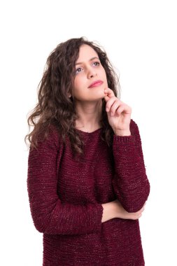 Stüdyo vurdu: genç kadın harika bir fikir sahip görünmüyor