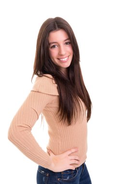 Beyaz arka plan üzerinde izole bir güzel genç casual kadın, stüdyo çekim