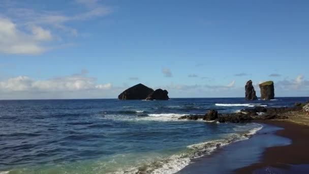 Azores Kıyı Şeridi Manzara Görünümü Mosteiros Beach Portekiz — Stok video