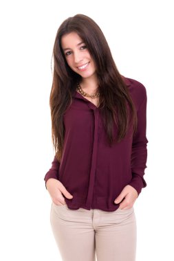 Beyaz arka plan üzerinde izole bir güzel genç casual kadın, stüdyo çekim