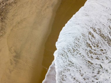 Drone görünümü güzel Portekizce beach Costa Nova do Prado, Aveiro