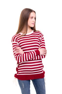 Stüdyo çekim üzerinde beyaz izole bir güzel genç casual kadın,