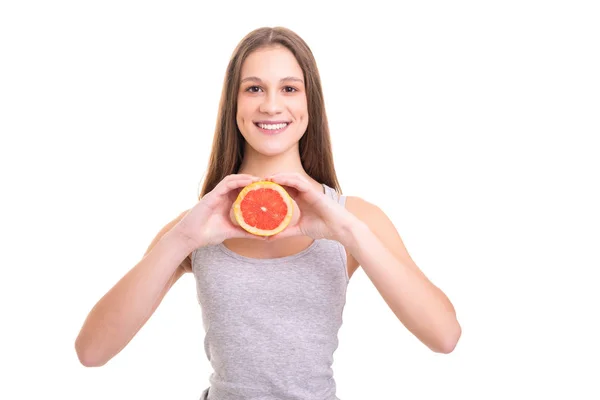 Mladá Šťastná Žena Držící Čerstvé Grapefruity Izolované Bílém Pozadí — Stock fotografie