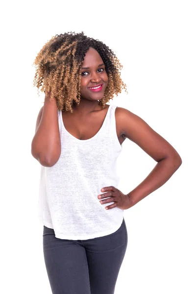 Jovem Mulher Africana Posando Sobre Fundo Branco — Fotografia de Stock