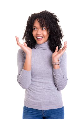 Beyaz bir arka plan üzerinde izole çok sürpriz bir kadın