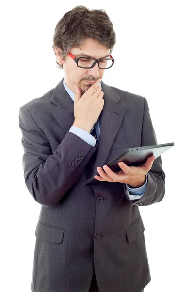 Młody biznesmen z komputera typu tablet, na białym tle — Zdjęcie stockowe