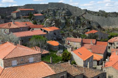 Portekiz 'in tarihi Sortelha köyü.