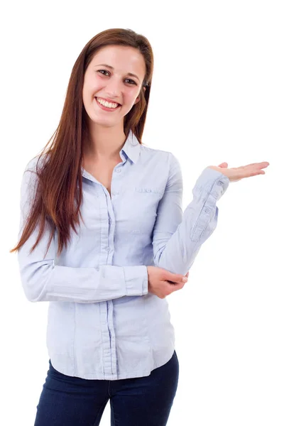 Jovem mulher bonita feliz apresentando algo, isolado no branco — Fotografia de Stock