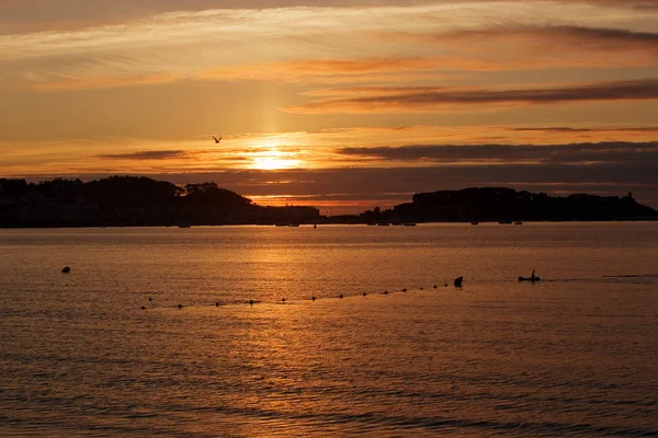 Coucher de soleil depuis la plage de Baiona, Galice, Espagne — Photo