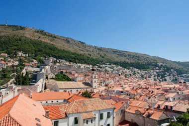 Hırvatistan 'ın Dubrovnik kentindeki eski kilise ve tarihi binalara