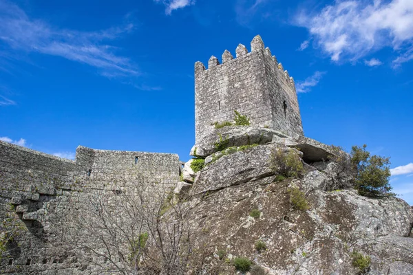 Sortelhát Castle, a történelmi falu közelében Covilhã, Portugália — Stock Fotó