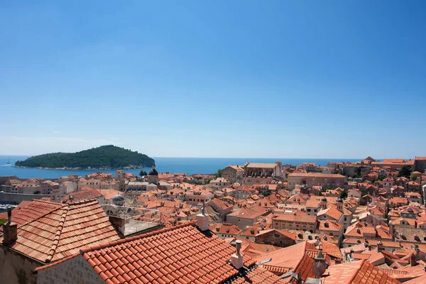 Edificios históricos de Dubrovnik, Croacia — Foto de Stock