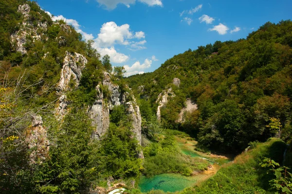 Vue dans le parc national des lacs de Plitvice, Croatie — Photo