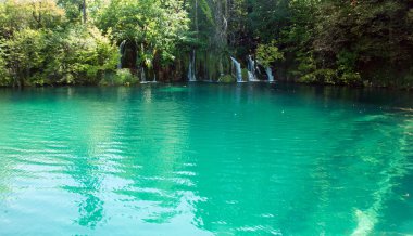 Hırvatistan 'ın Plitvice Gölleri Ulusal Parkı manzarası