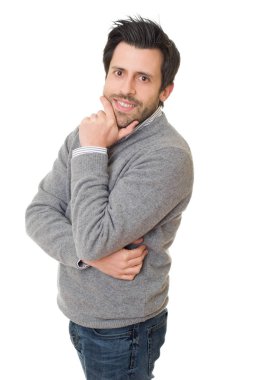 casual adam beyaz zemin üzerine izole mutlu