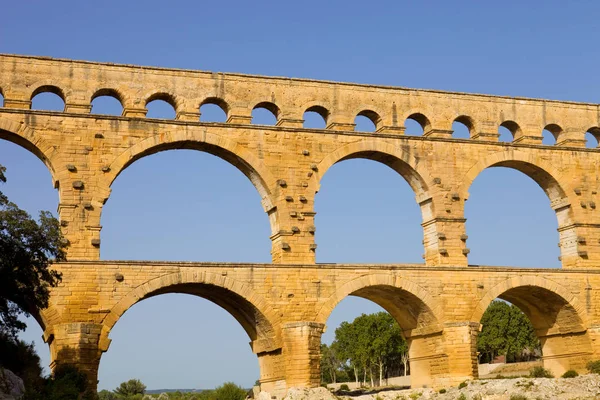 Pont du Gard, Roman aqueduct in southern France near Nimes — Stock Photo, Image