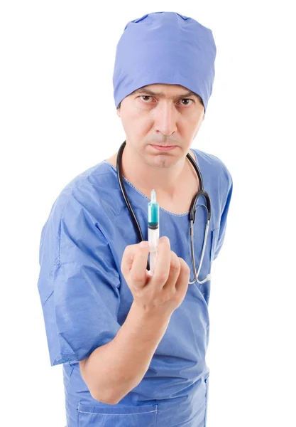 Irrer Arzt mit Spritze isoliert über weißem Hintergrund — Stockfoto